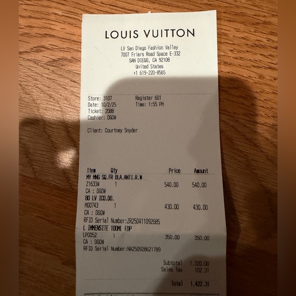 Louis Vuitton Gold Monogram Earrings - Picture 2 of 2